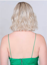 GINGER • 4/6 •••  A blend of darkest brown with medium dark brown