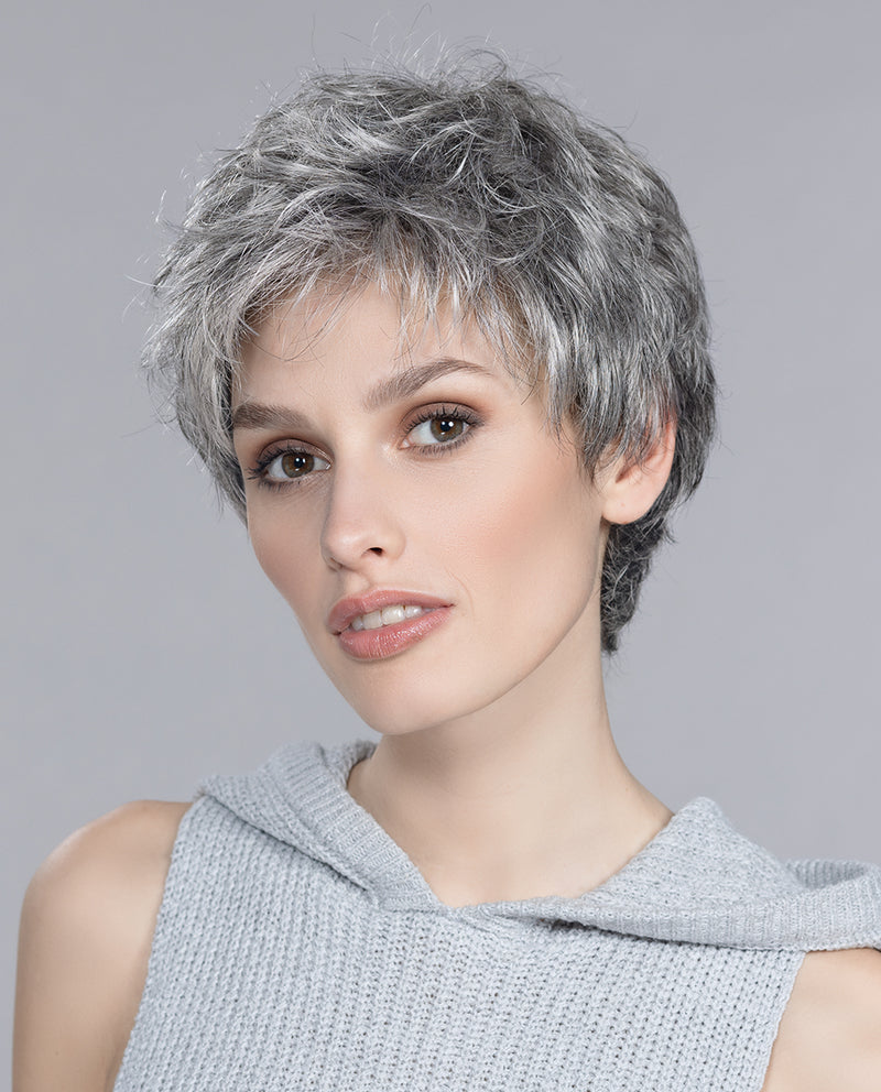 Foxy Small by Ellen Wille • Hairpower Collection