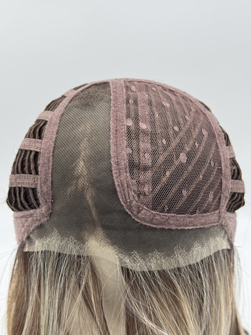 Glam Wavez by René of Paris • Muse Collection