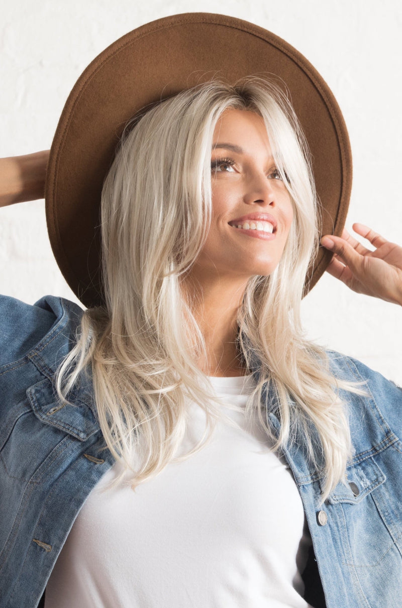 MANDARIN ROOTED ••• Light Auburn / Strawberry Blonde blend w/ golden brown roots