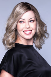 GINGER ALE BLONDE • 8/25/613 •••