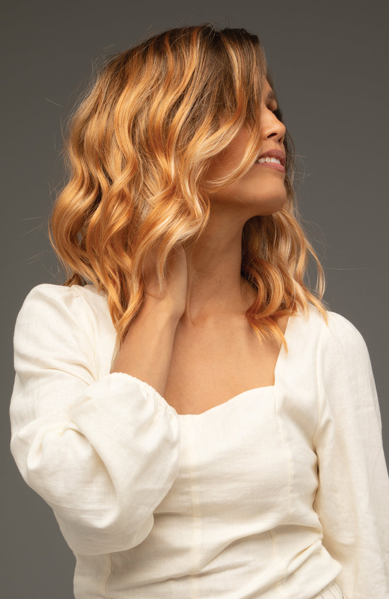 R8 /26H ••• Golden Brown with Golden Blonde Highlights