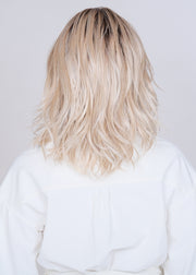 CAYENNE & GINGER ROOT • 33/350 R1B ••• A mixture of off-black and darkest brown root with a blend of burgundy red mahogany and chocolate cherry