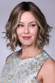 SUNKISSED ALMOND ROOTED • 4/27/613+8 | A combination of Med & Lt brown HL w/ Lt gold blonde & hint of cooler blonde + rooted with Med & Lt brown