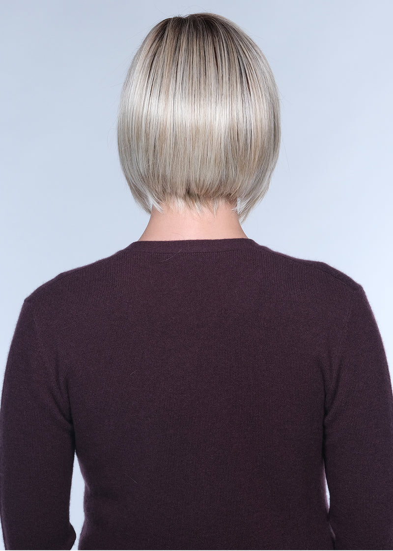 CHAMPAGNE WITH APPLE PIE • 16/613/103 R14 ••• Light Brown Blonde Root with a mix of ash blonde pale blonde pure blonde & lt neutral blonde