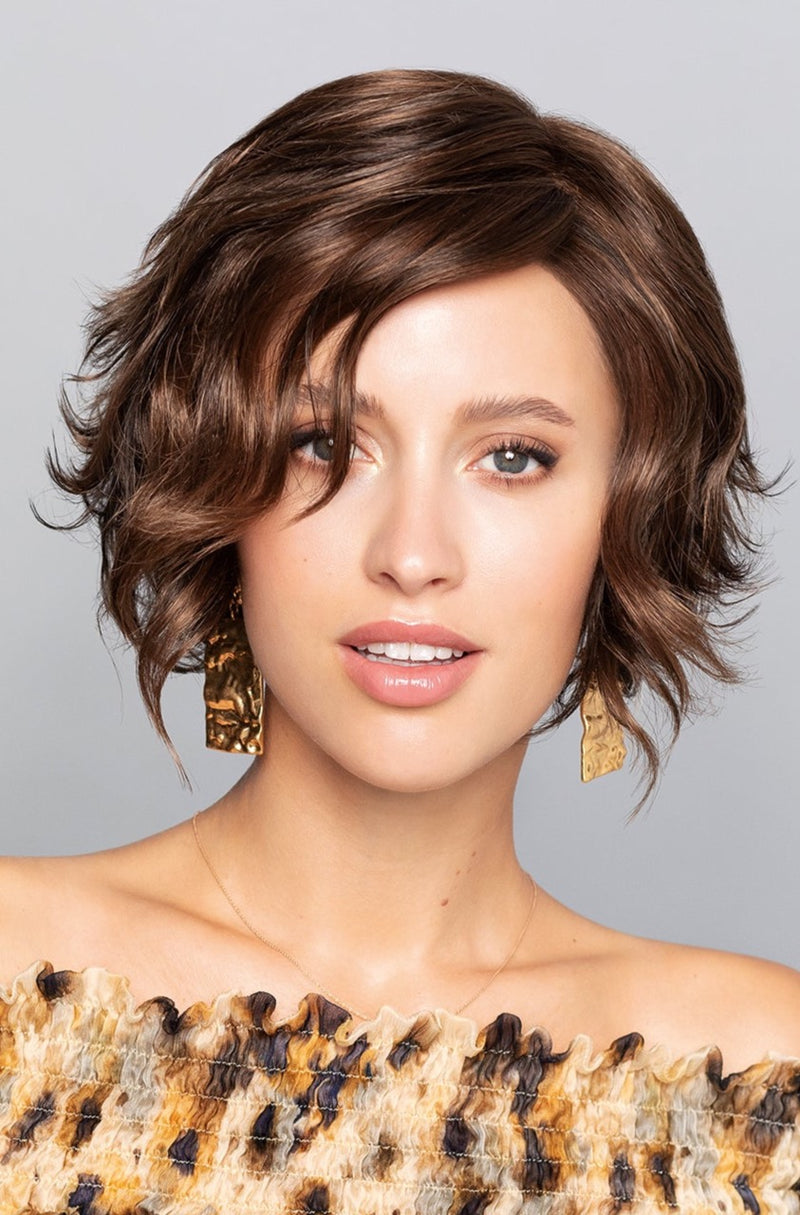 Yuna by Gisela Mayer • Top News Collection