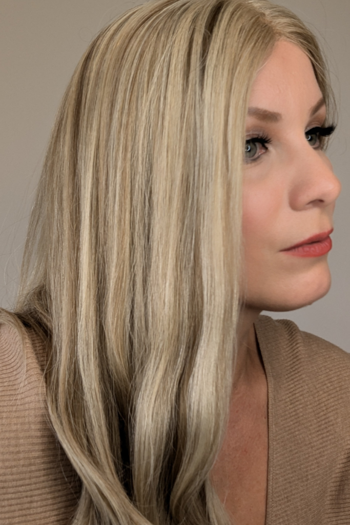 Beige Blonde Gripper Wig