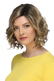 R12 /26CH ••• Light Brown with Chunky Golden Blonde Highlights