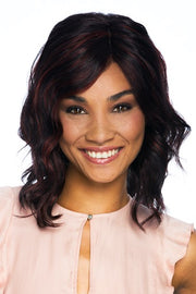 22F16s8 • VENICE BLONDE | Light Ash Blonde & Light Natural Blonde Blend Shaded with Med Brown