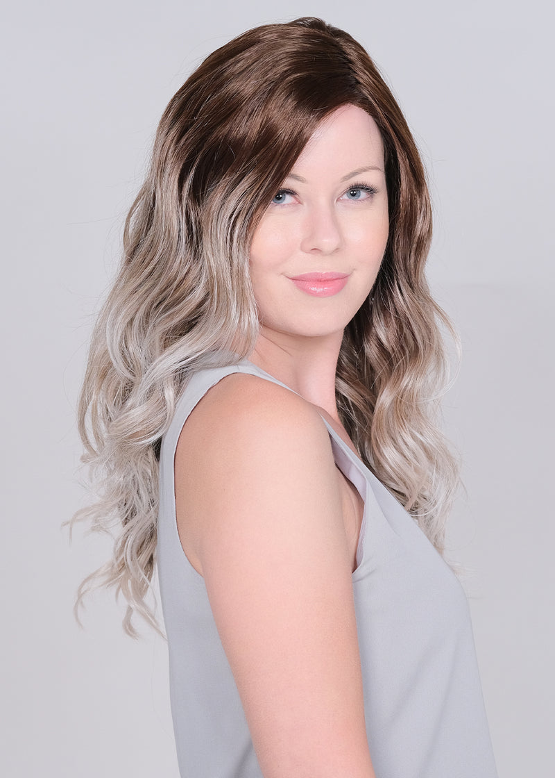 CARAMEL ALMOND OMBRE ••• Dark brown hair transitioning to caramel blonde ends