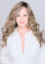 HONEY WITH CHAI LATTE • 11R/88B/613 ••• blend of Sienna brown & cool medium brown root with a mix of honey & light blonde with smoky blonde & a hint of pure blonde