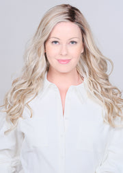 BROWN SUGAR SWEETCREAM • 12/22R8 ••• Light Brown tones with dark blonde and a mid brown root for  a neutral "bronde" appearance