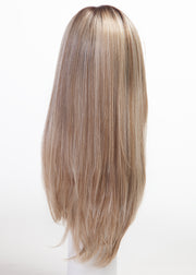 COLA WITH CHERRY • 6/350 R4 ••• Dark brown root with a blend of dark chocolate brown, mahogany & Chocolate cherry