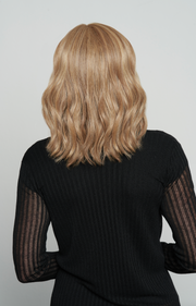 Wavy Day by Raquel Welch • Signature Collection - MiMo Wigs