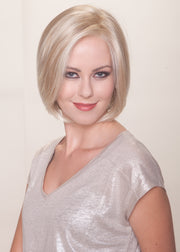 CAPPUCCINO WITH CHERRY • 4HL 350 ••• Blend of dark brown & deep brown with highlights of red mahogany & chocolate cherry