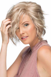 R6 /28F ••• Chestnut Brown with Red Frost