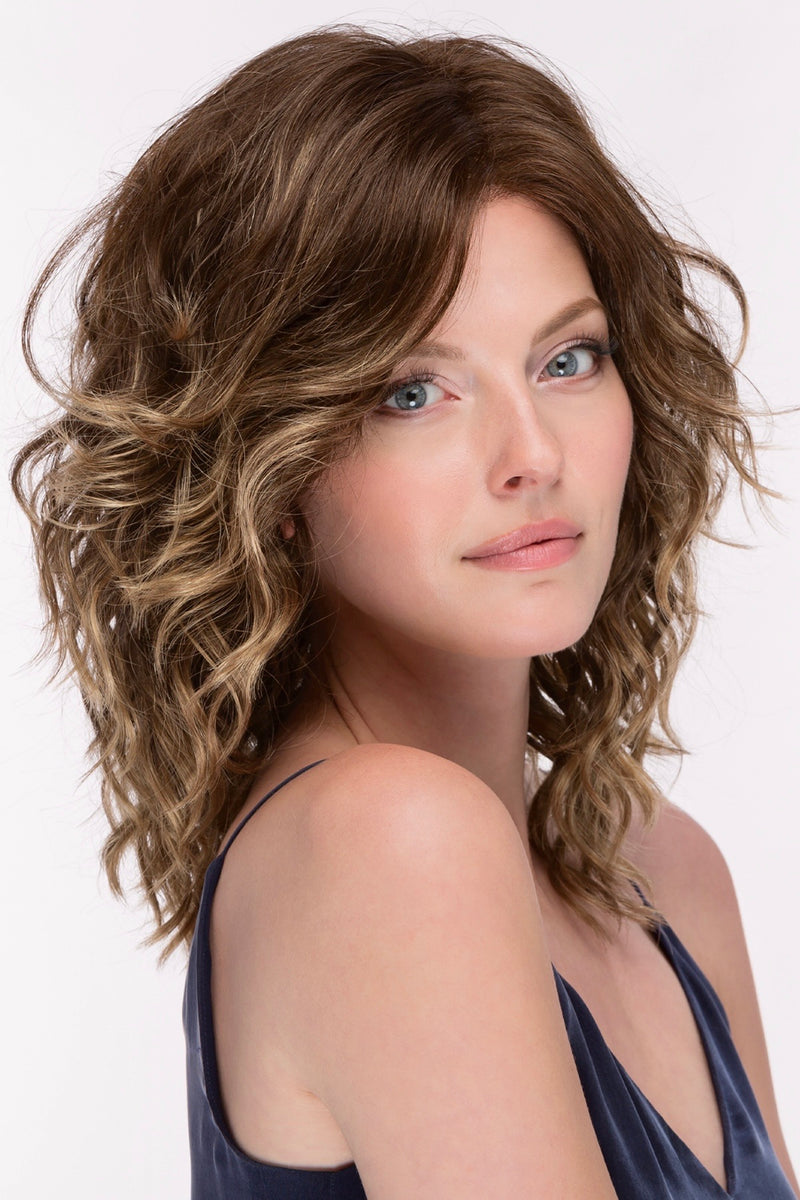 RH12 /26RT4 ••• Light Brown with Chunky Golden Blonde Highlights & Dark Brown Roots