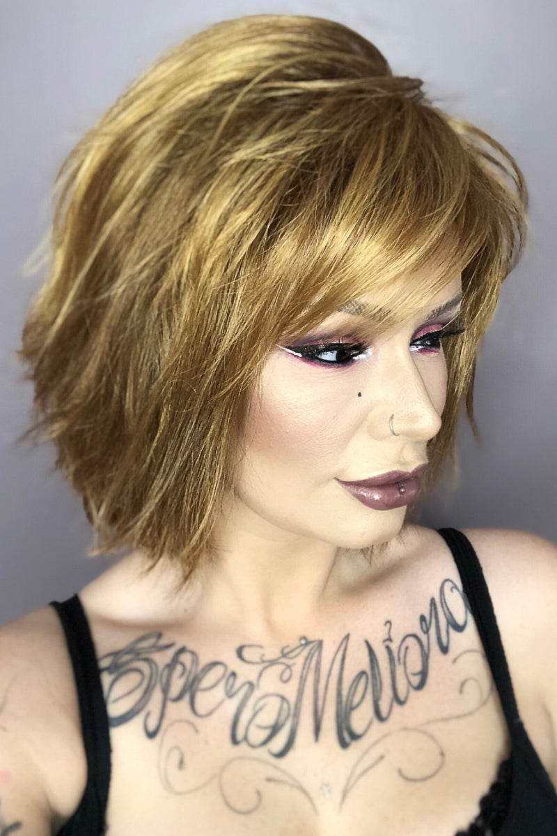 R14 /26H ••• Dark Blonde with Golden Blonde Highlights