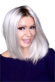 CARAMEL KISS RT4 ••• Golden Brown with Copper Blonde Highlights & Dark Brown Roots