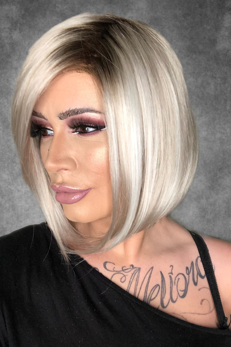 R8 /26H ••• Golden Brown with Golden Blonde Highlights